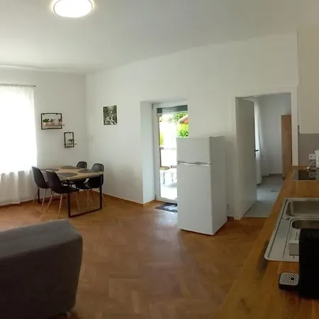 Daire Lind-appartments Villach